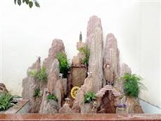 洛阳涧西斧劈石假山